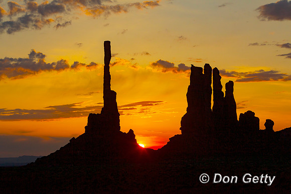 Monument_V_Z2F2158